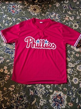 Phillies Red Mesh Short-Sleeve Team Top